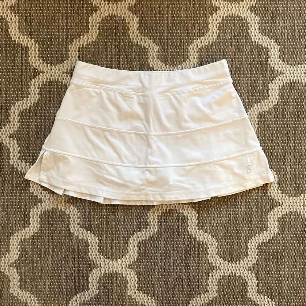 Sofibella tennis skirt, women’s size medium